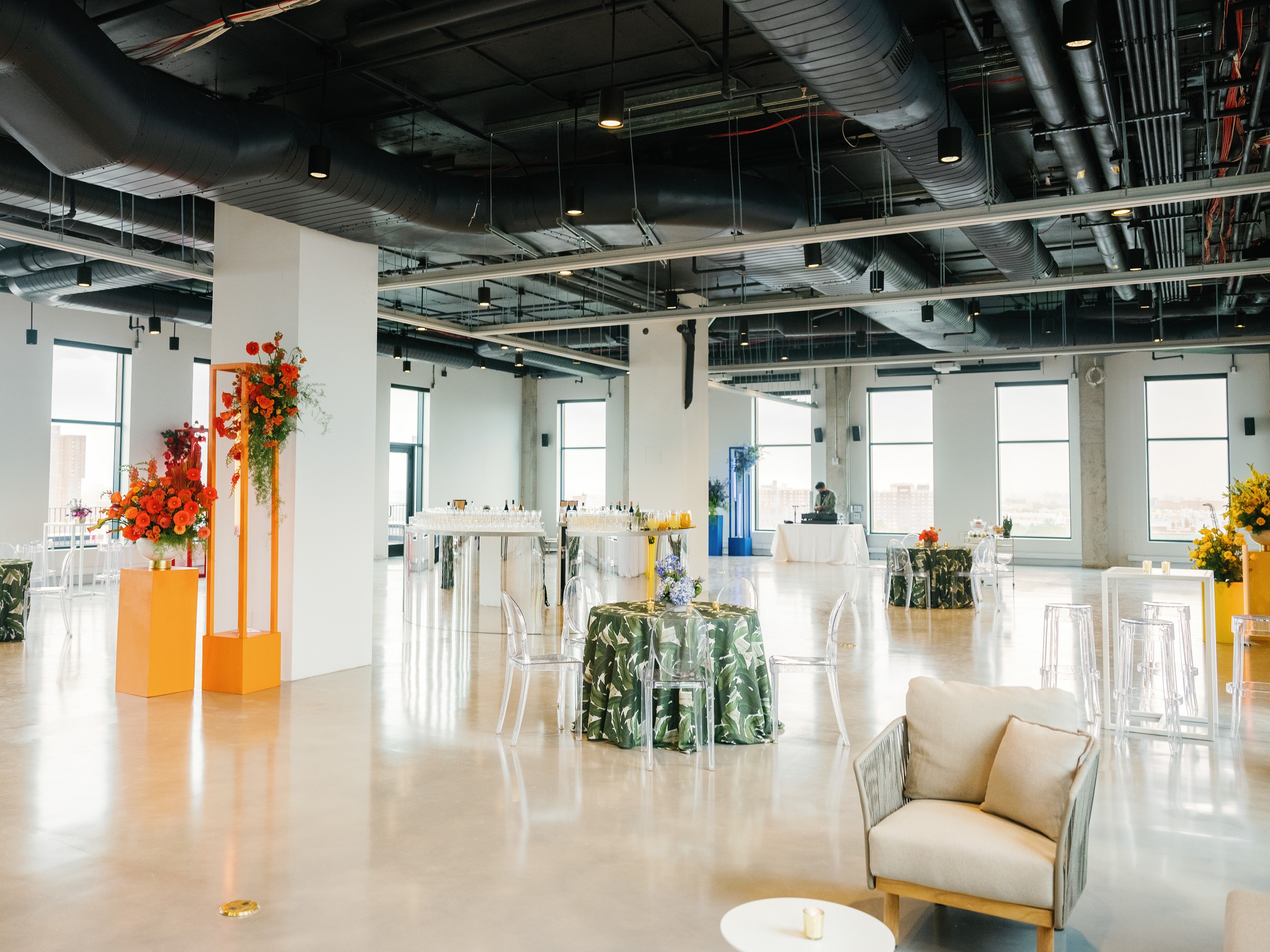 Radio Hotel — gallery preview 3